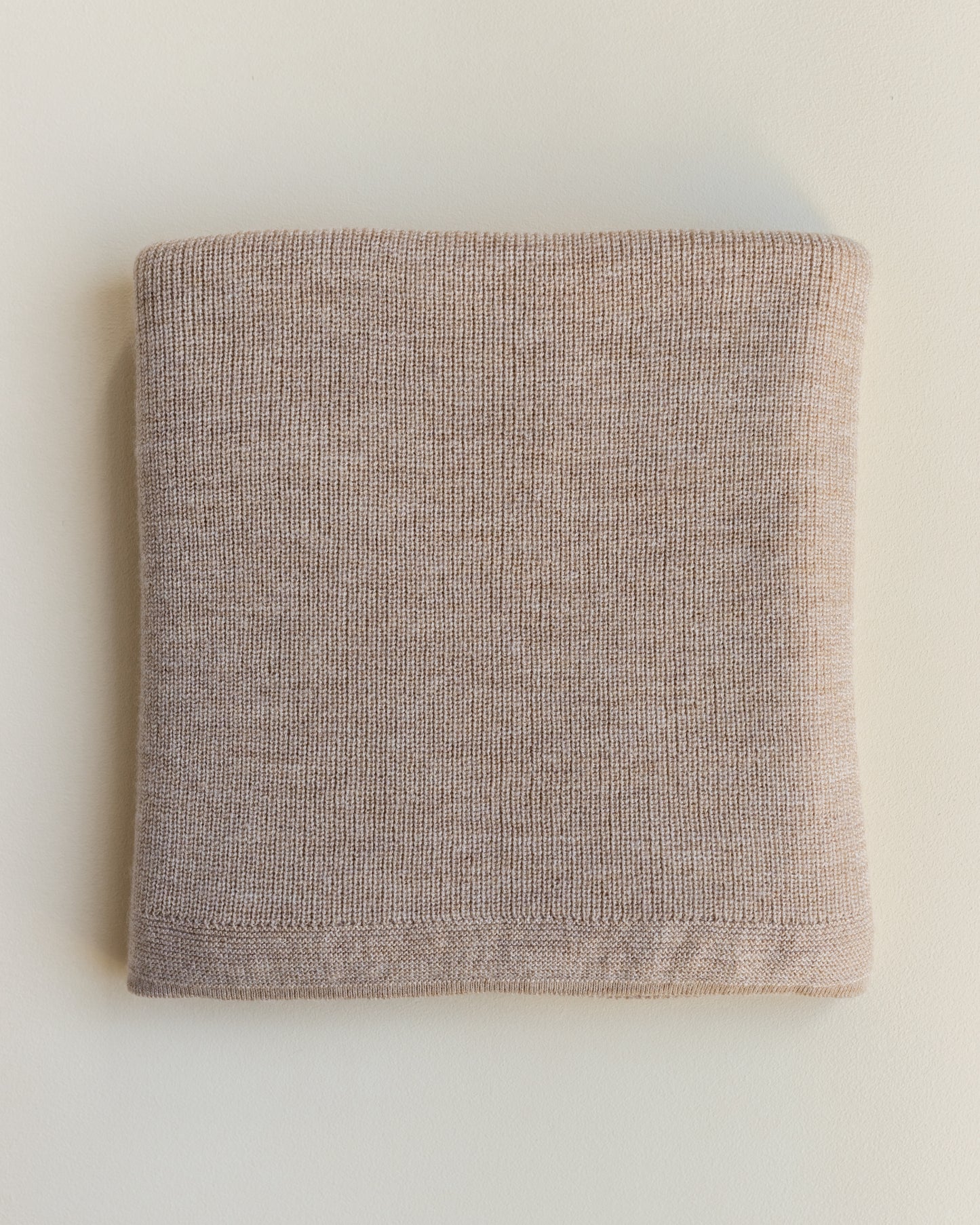 Strickdecke aus Merino FELIX SAND
