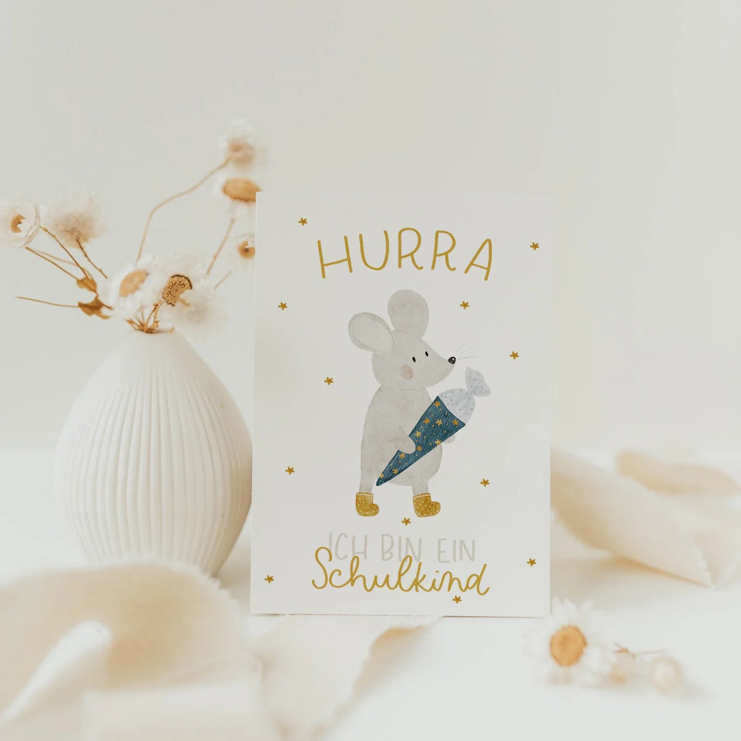 Postkarte SCHULKIND MAUS